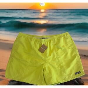 $65 Patagonia 5" Baggies Nylon Shorts Men's Size XXL Phosphorus Green